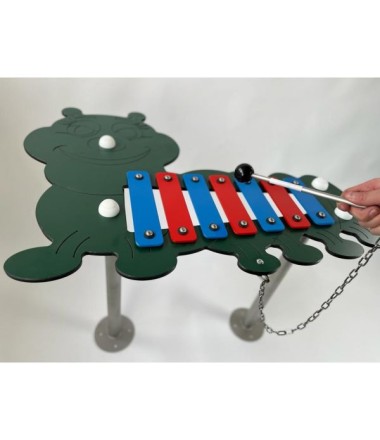 Lauko muzikinis instrumentas - ksilofonas