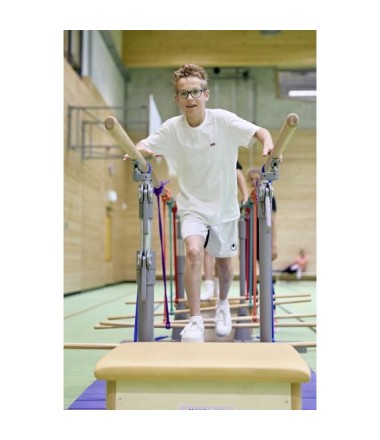 Daugiafunkcinis gimnastikos stovas