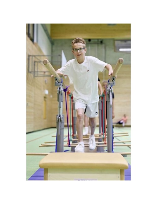 Daugiafunkcinis gimnastikos stovas