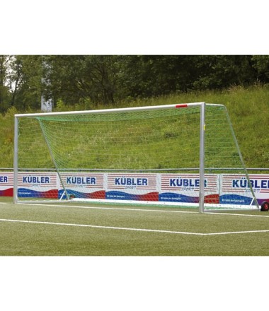 Kubler futbolo vartai su integruotais plieniniais svoriais.