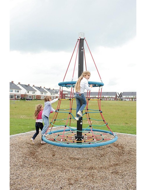 Karstynės-piramidė Erelio lizdas