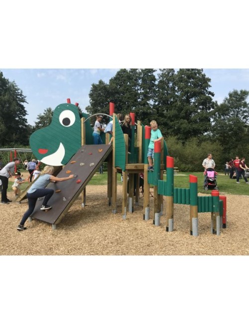 Lauko žaidimų aikštelė ''Drakonas Drako"