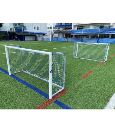Mobilūs, sulankstomi mini futbolo vartai. Matmenys: 1,5 m x 1,0 m.