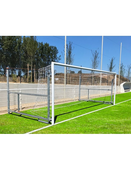 Aukštos kokybės jaunimo sulankstomas vartai. Reguliuojamas gylis nuo 2,3 iki 3,8 m. Matmenys: 6x2,1 m.