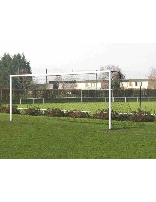 Plieno futbolo vartai su viršutine tinklo atrama