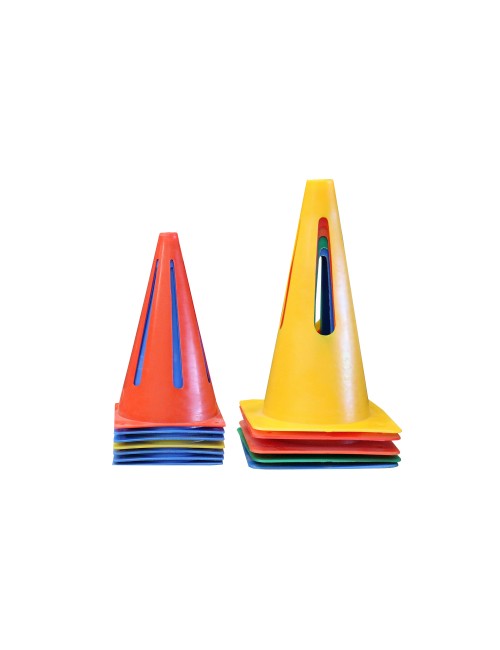 Mažas PVC futbolo aikštės žymeklis, aukštis 23 cm.