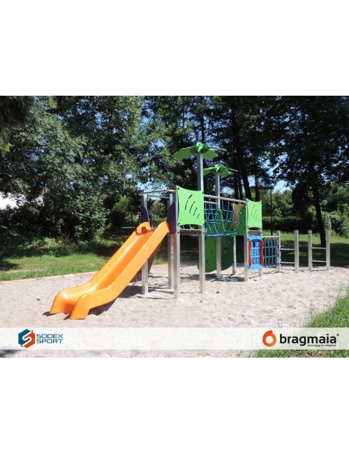 Žaidimo aikštelė su tilteliu