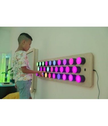 Spalvas keičiantis šviesos skydas - 120 x 30 x 5 cm.