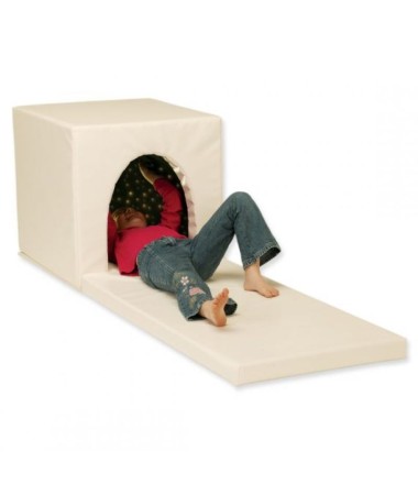 KUBAS SU ŠVIESOS PLUOŠTELIAIS