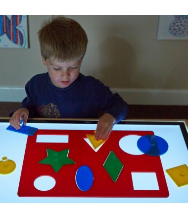 Figūrų rūšiavimo lenta skirta šviesos staliukui